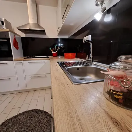 Apartman Leilani Διαμέρισμα *